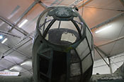 Gefechtskuppel (A-Stand) an der Spitze der vollverglasten Cockpitkanzel
