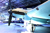 Blick auf das linke Triebwerk der Heinkel He 111
