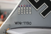 Werknummer 1190 und Markierungen für fünf Abschüsse auf dem Seitenleitwerk der Bf 109 E
