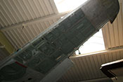 Blick in das Innere der Bf109-Tragfläche mit dem Holm (Vollwandträger in Doppel-T-Profil), den aussteifenden Rippen und Längsprofilen
