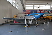 US-amerikanisches Jagdflugzeug North American P-51D Mustang "Little Ite"

