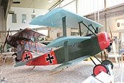 Dreidecker-Jagdflugzeug Fokker Dr.I ( Kenn.Nr. 152/17) der Fliegertruppe des Deutschen Heeres im Ersten Weltkrieg
