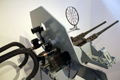 Flugabwehrgeschütz mit zwei Cal .50 BMG (Browning Machine Gun) 

