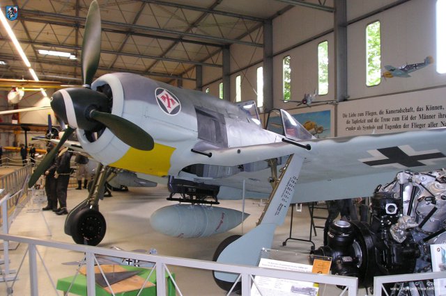 0031_Jagdflugzeug_Focke-Wulf_Fw_190_A-8_Wuerger_Hannover_Laatzen