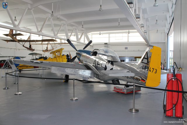 0039_Air_Fighter_Academy_Hangar_10_Heringsdorf_Usedom_North_American_Mustang_P-51D_TF_Little_Ite_D-FUNN