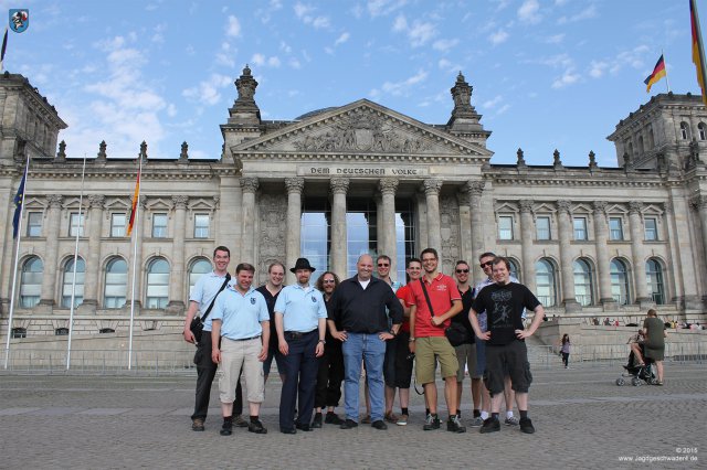 0023_JG4-Treffen_2015_Berlin_Mitglieder_Reichstag