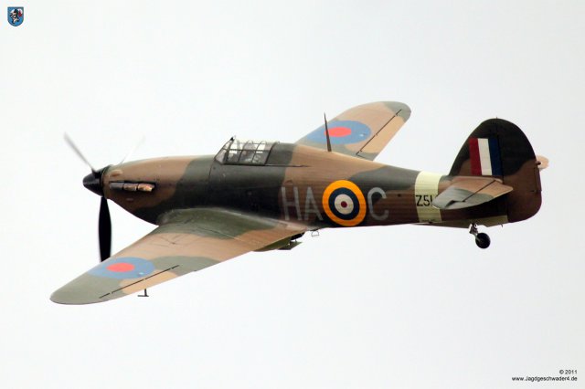 0064_Flying_Legends_2011_Hawker_Hurricane_Mk12A_G-HURI_HA-C