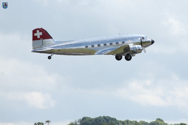 0069_Flying_Legends_2016_Douglas_Aircraft_Company_DC-3_N431HM_42-24133_Swiss-Air_1943
