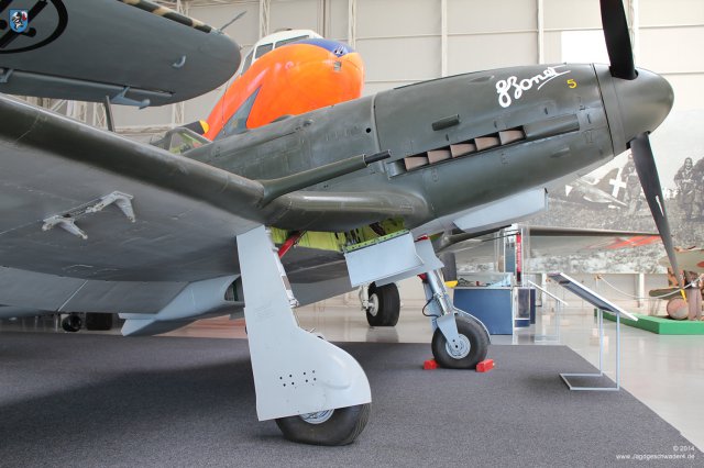 0078_Italienisches_Luftwaffenmuseum_Vigna_di_Valle_Fiat_G_55_Centauro_Serie_I_Jagdflugzeug_WK2_1942_Fahrwerk