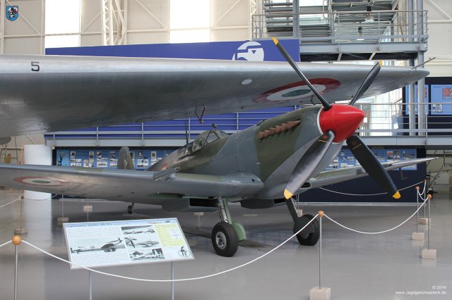 0094_Italienisches_Luftwaffenmuseum_Vigna_di_Valle_Supermarine_Spitfire_Mk_IXe_MK805