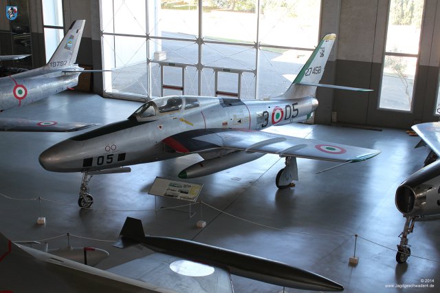 0113_Italienisches_Luftwaffenmuseum_Vigna_di_Valle_Republic_RF-84F_Thunderflash_unbewaffneter_Aufklaerer_1951