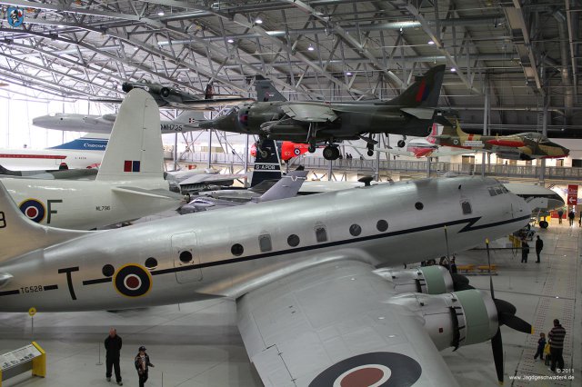 0001_IWM-Museum_Duxford_Air_Space_Hangar