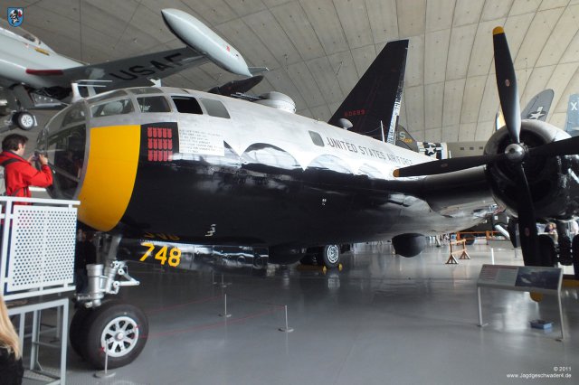 0105_IWM-Museum_Duxford_Boeing_B-29A_Superfortress_Bomber
