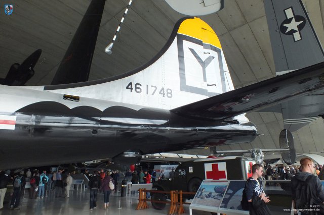 0106_IWM-Museum_Duxford_Boeing_B-29A_Superfortress_Bomber_Leitwerk