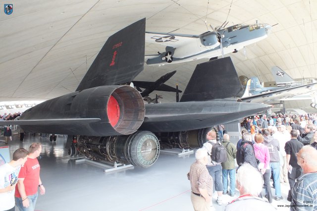 0112_IWM-Museum_Duxford_Lockheed_SR-71A_Blackbird_Strahltriebwerk_Pratt_Whitney_J58