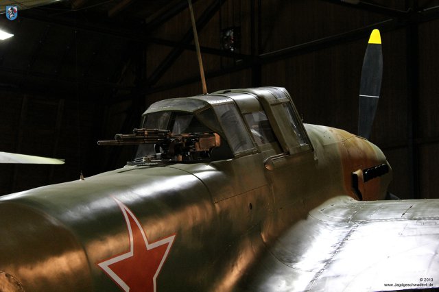 0053_Tschechisches_Luftfahrtmuseum_Prag_Kbely_Ilyushin_Il-2m3_Sturmovik_SN_12438_Cockpit_Heckstand_1943