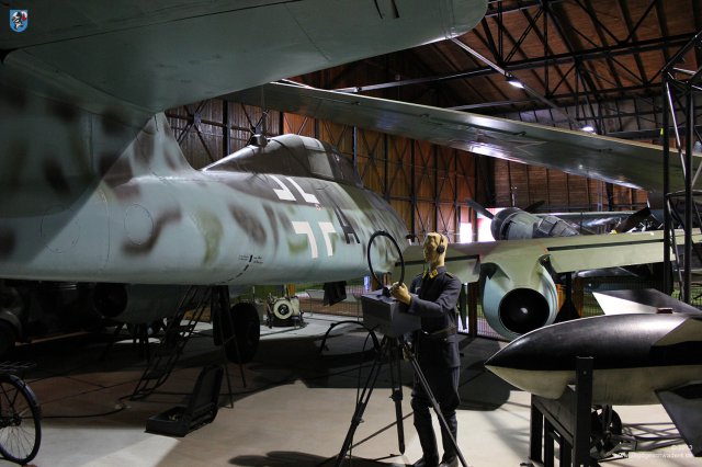 0072_Tschechisches_Luftfahrtmuseum_Prag_Kbely_Avia_CS-92_Messerschmitt_Me_262_B-1a_Doppelsitzer