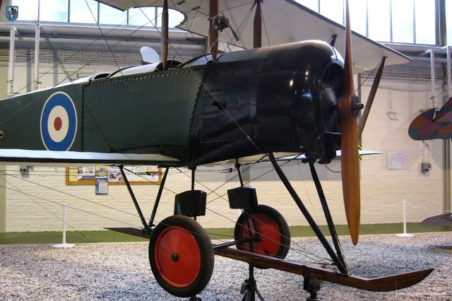 0007_Militaerhistorisches_Museum_Berlin-Gatow_AVRO-504K_RAF_Schulflugzeug_1913