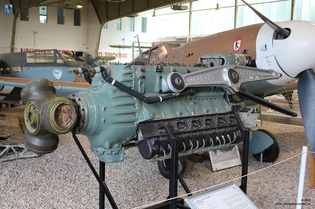 0058_Militaerhistorisches_Museum_Berlin-Gatow_Flugmotor_Junkers_Jumo_213_AG-1_FW190_D-9_1944
