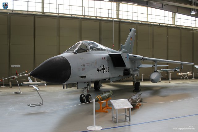 0108_Militaerhistorisches_Museum_Berlin-Gatow_Jagdbomber_Panavia_PA-200_Tornado_IDS
