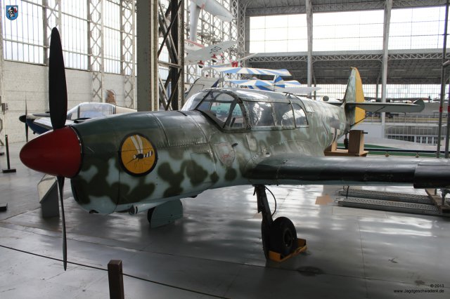 0006_Militaermuseum_Bruessel_Nord_Aviation_1002_Pingouin_2_Bf_108_Taifun