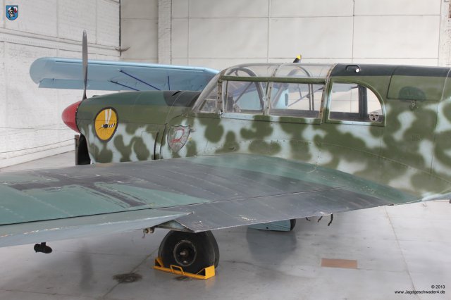 0008_Militaermuseum_Bruessel_Nord_Aviation_1002_Pingouin_2_Bf_108_Taifun