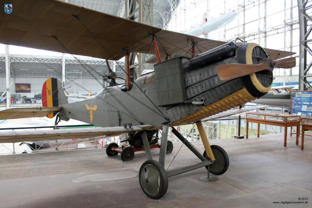 0091_Militaermuseum_Bruessel_Royal_Aircraft_Factory_RE8_1916