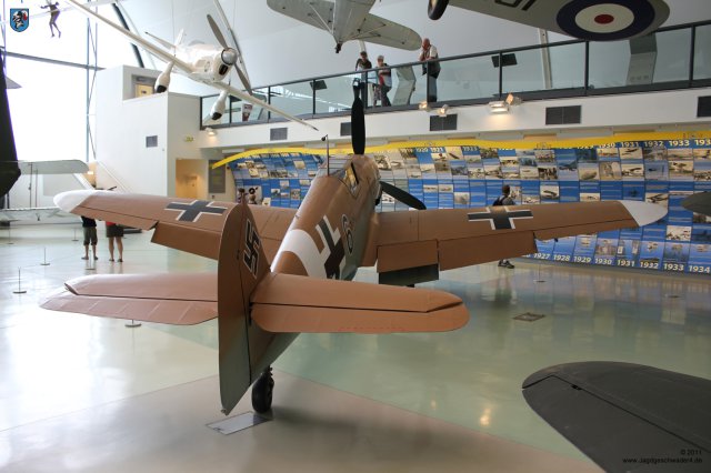 0035_RAF-Museum_Heandon_Messerschmitt_Bf109_G-2_Trop_Schwarze_6_WNr_10639