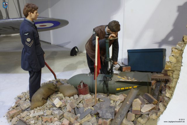 0063_RAF-Museum_Heandon_Bombenentschaerfung