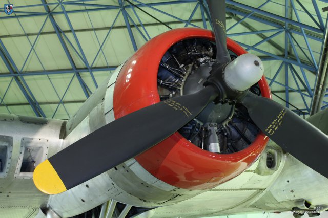 0075_RAF-Museum_Heandon_Bomber_Boeing_B-17G_Triebwerk_Wright_R-1820_Cyclone