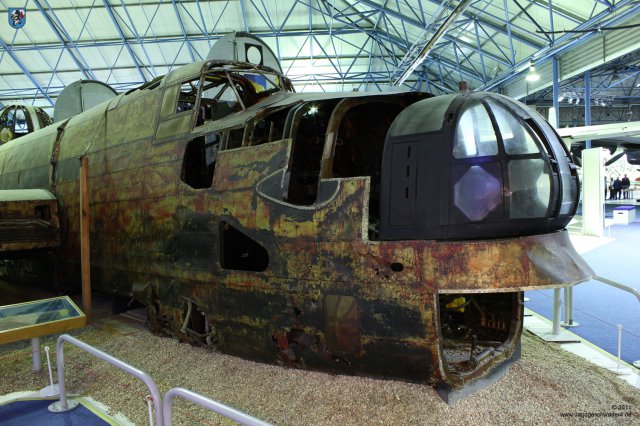 0079_RAF-Museum_Heandon_Bomber_Handley_Page_Halifax_B_MkII_Serie_I_W1048_8465M