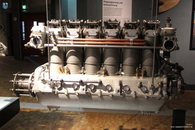0023_Technikmuseum_Berlin_6-Zylinder-Reihenmotor_Maybach_Mb_IVa_280PS_1918
