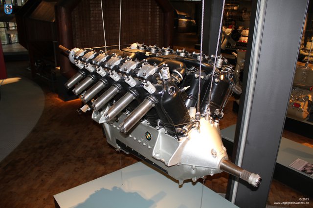 0027_Technikmuseum_Berlin_12-Zylinder-V-Motor_BMW_VI_800PS_1934